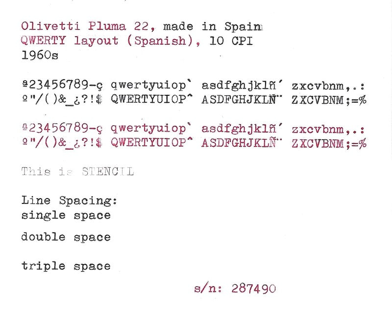 Olivetti Pluma 22 / Lettera 22 Typewriter with Qwerty Layout, Cream, 1960s, Fully Functional