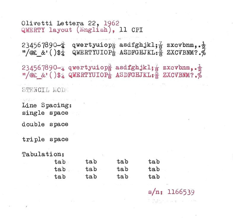 Olivetti Lettera 22 Typewriter with Qwerty Layout, 1962, Made in Ivrea, Italy, Fully Functional