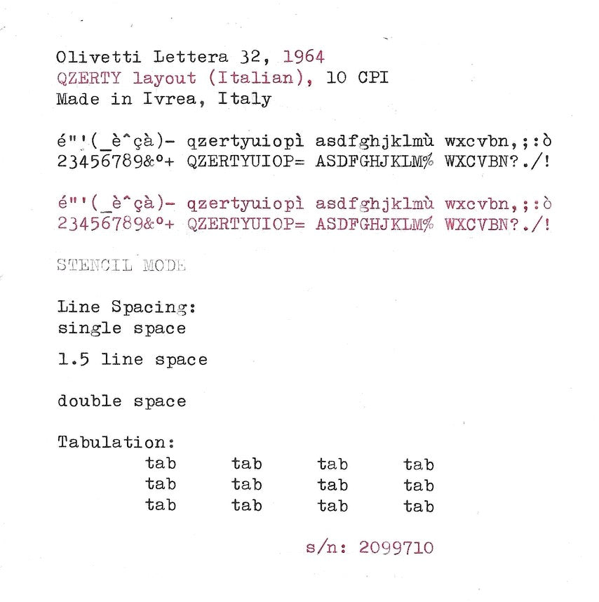 Olivetti Lettera 32 Typewriter with QZERTY Layout, 1964, First Series Made in Ivrea Italy, Excellent Condition Fully Working