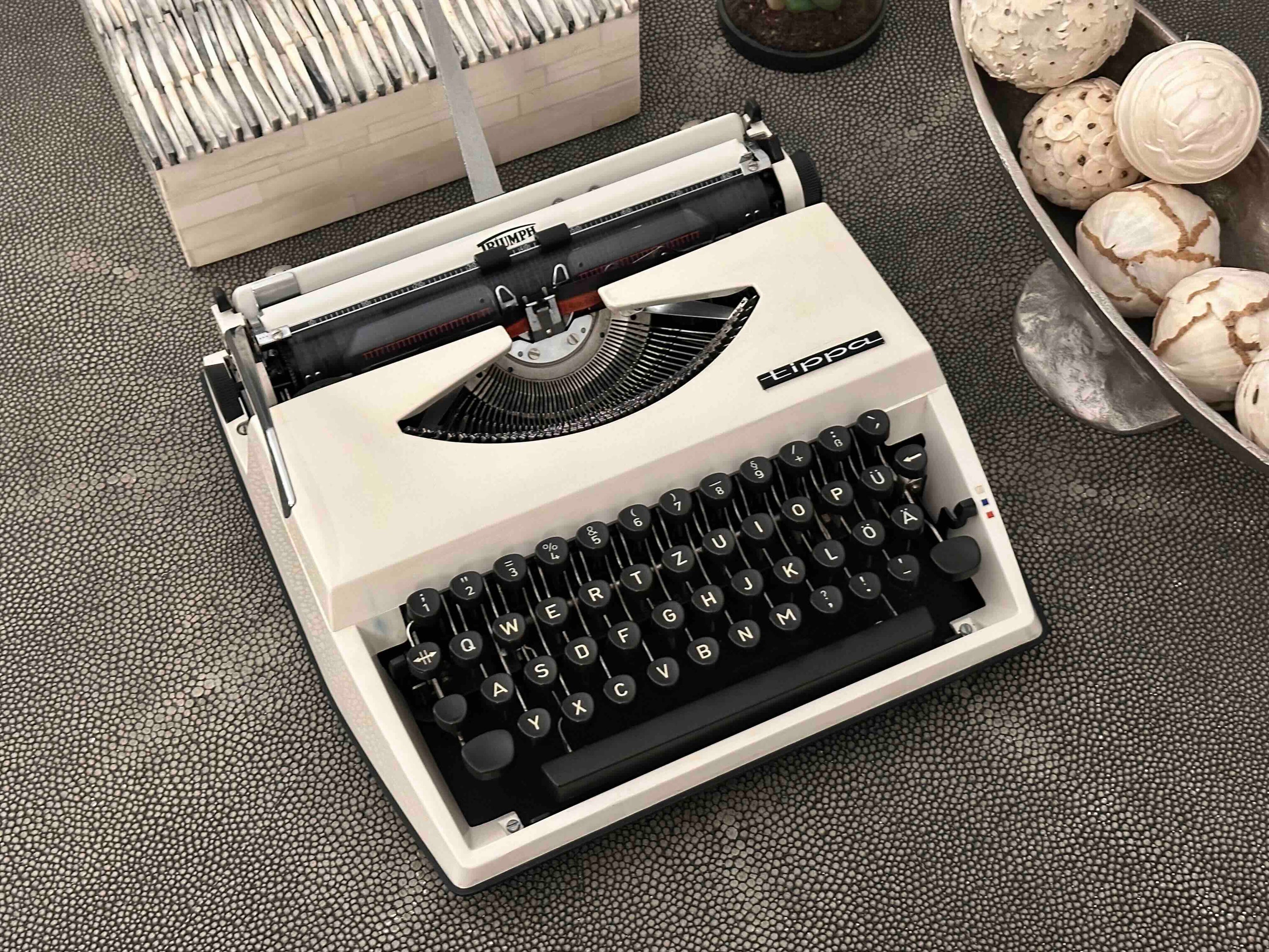 Triumph Tippa Typewriter with Qwertz Layout, 1970s, Made in Germany
