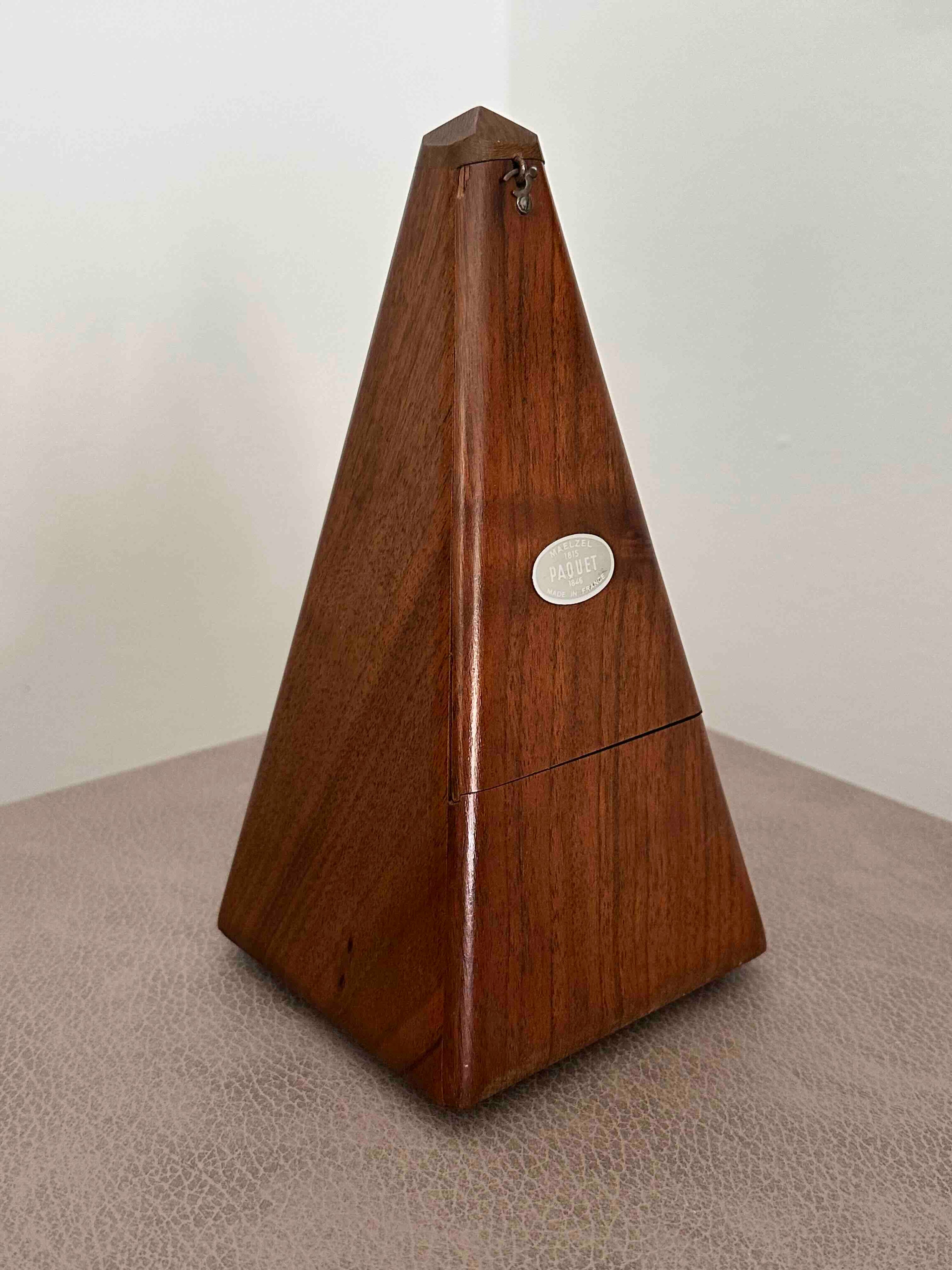 Vintage French Maëlzel Paquet Metronome, 1950s, Solid Wood Case, Mechanical Wind-Up, Fully Functional