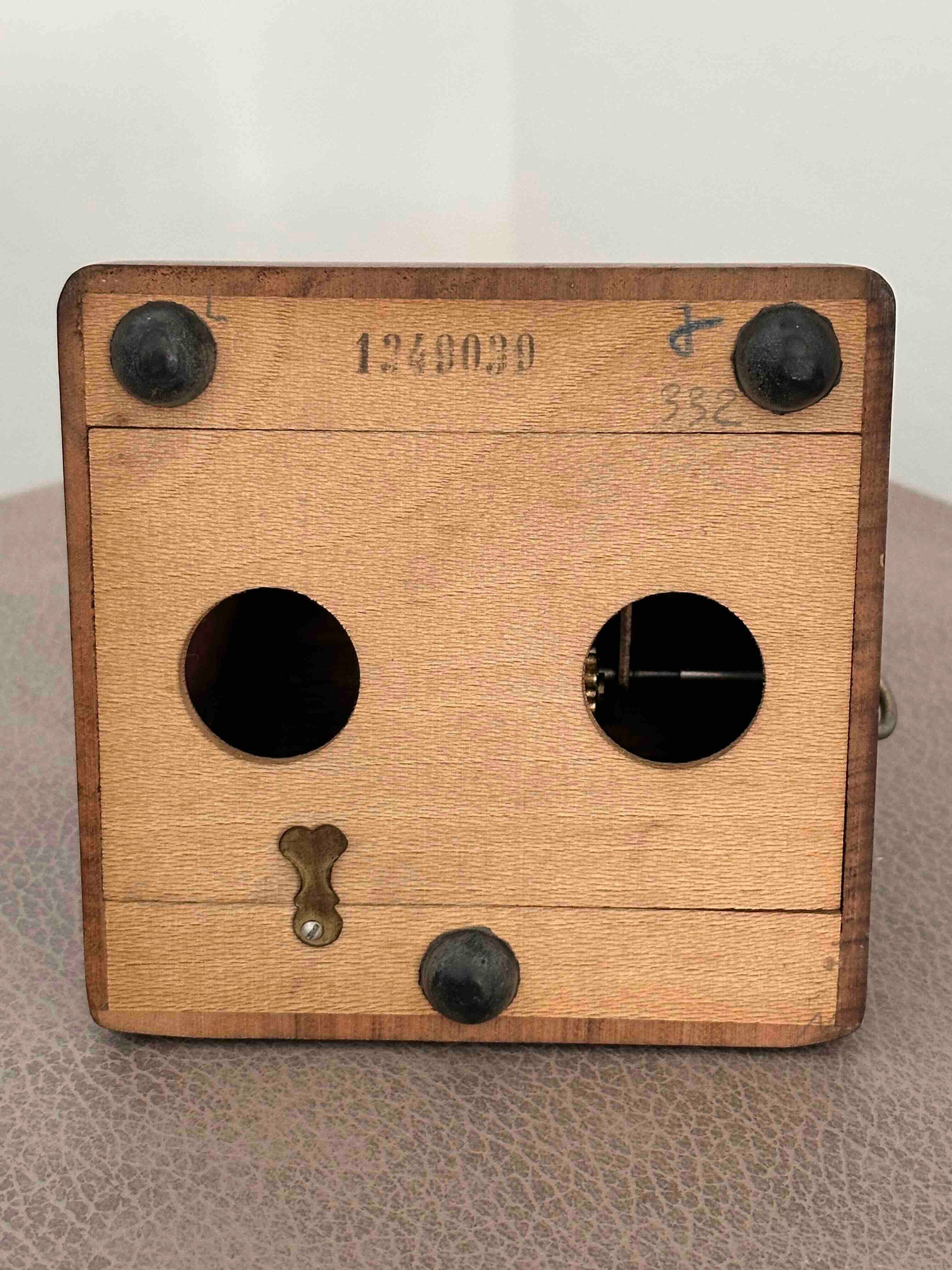 Vintage French Maëlzel Paquet Metronome, 1950s, Solid Wood Case, Mechanical Wind-Up, Fully Functional