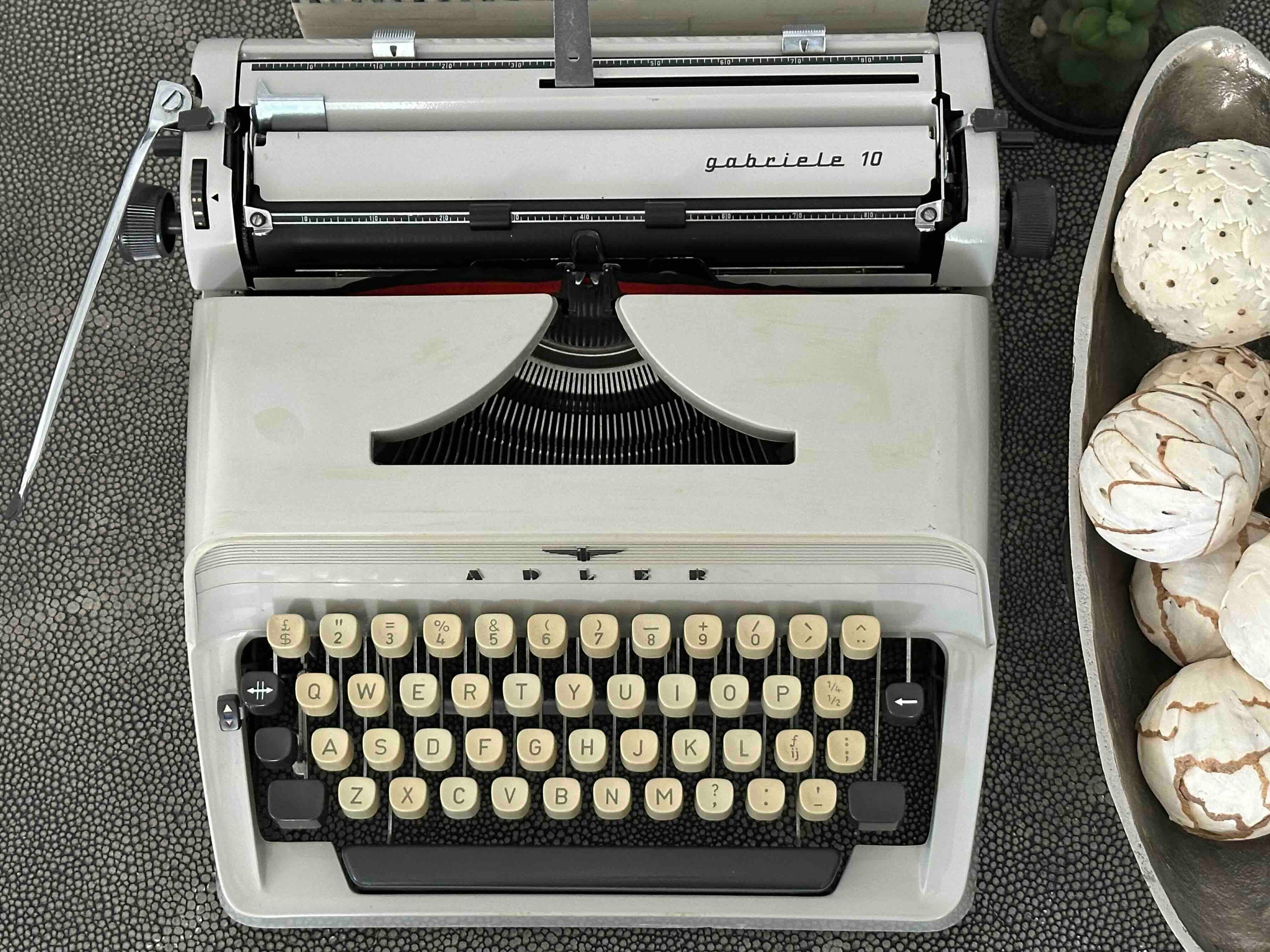Adler Gabriele 10 Typewriter with Qwerty Layout, 1970s, Made in Western Germany