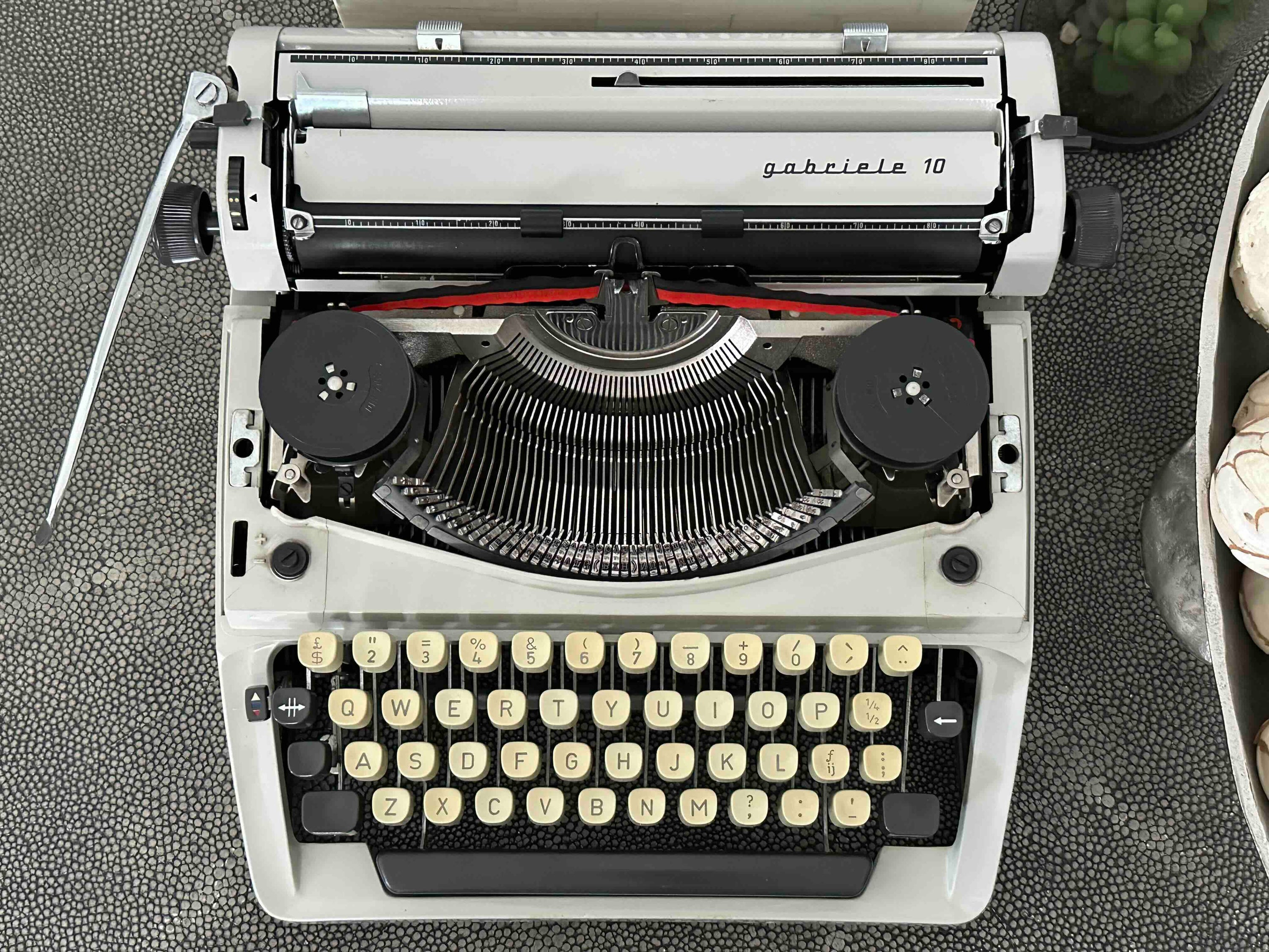 Adler Gabriele 10 Typewriter with Qwerty Layout, 1970s, Made in Western Germany
