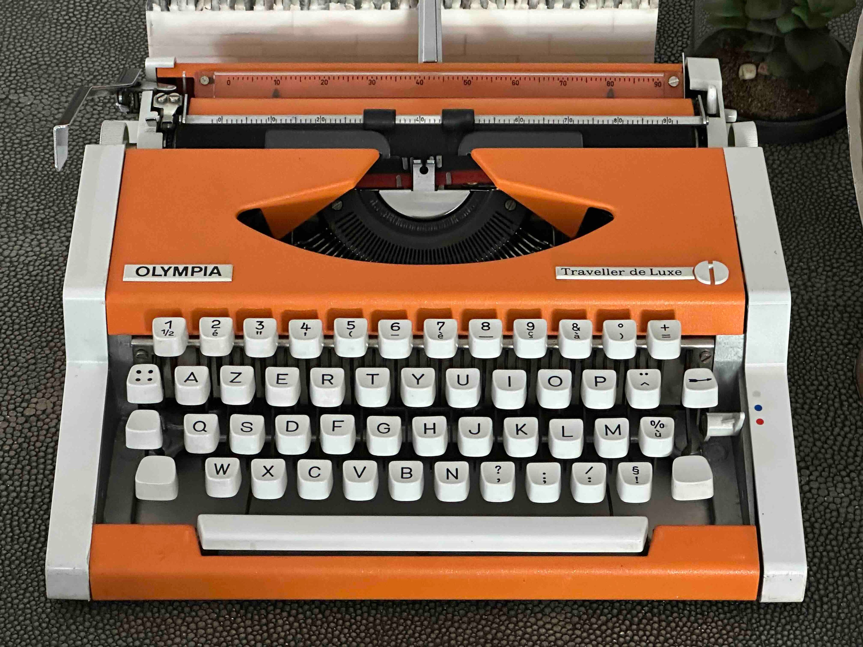 Olympia Traveller de Luxe Typewriter with Azerty Layout, 1977, Orange, Fully Functional