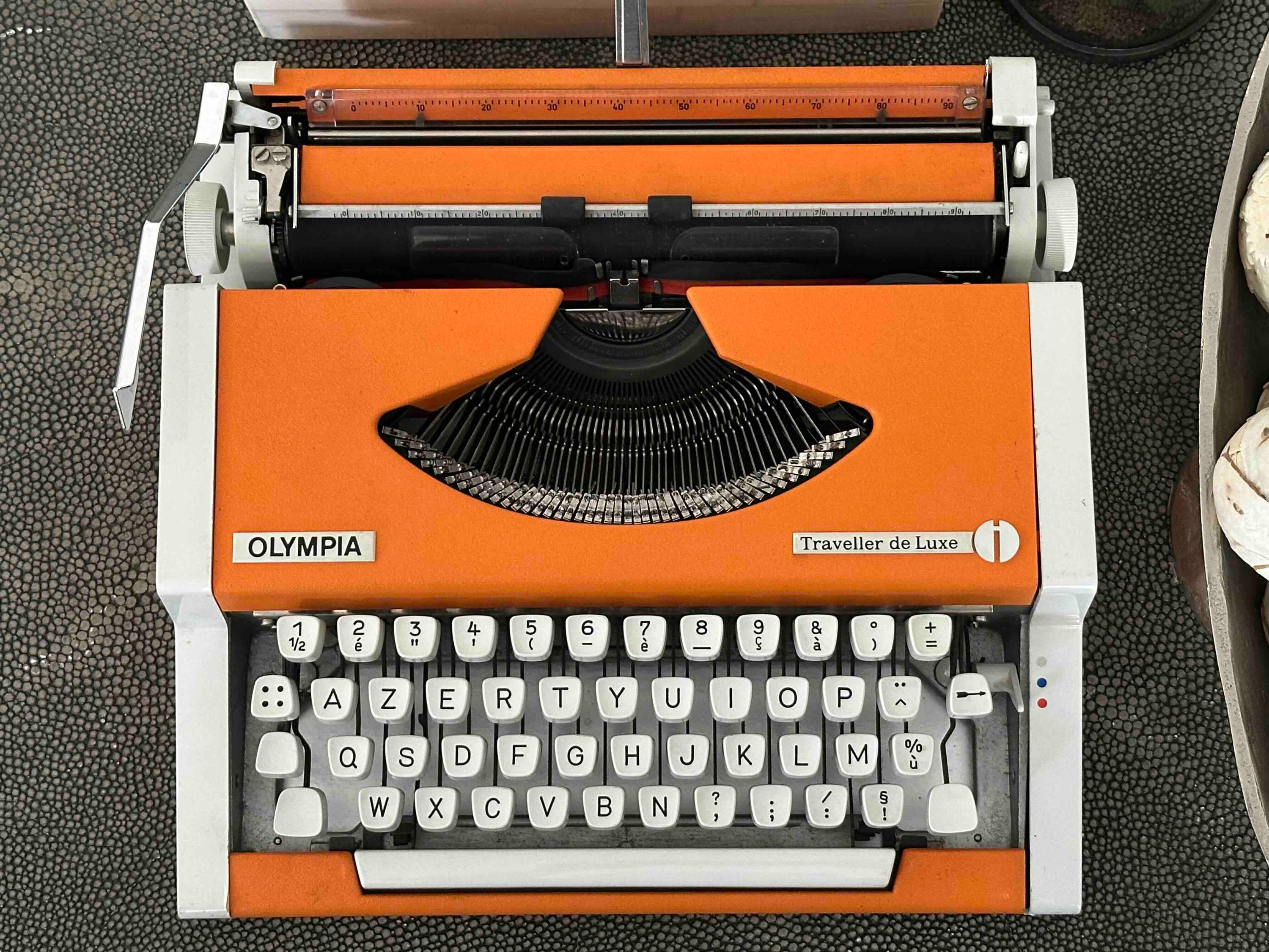 Olympia Traveller de Luxe Typewriter with Azerty Layout, 1977, Orange, Fully Functional