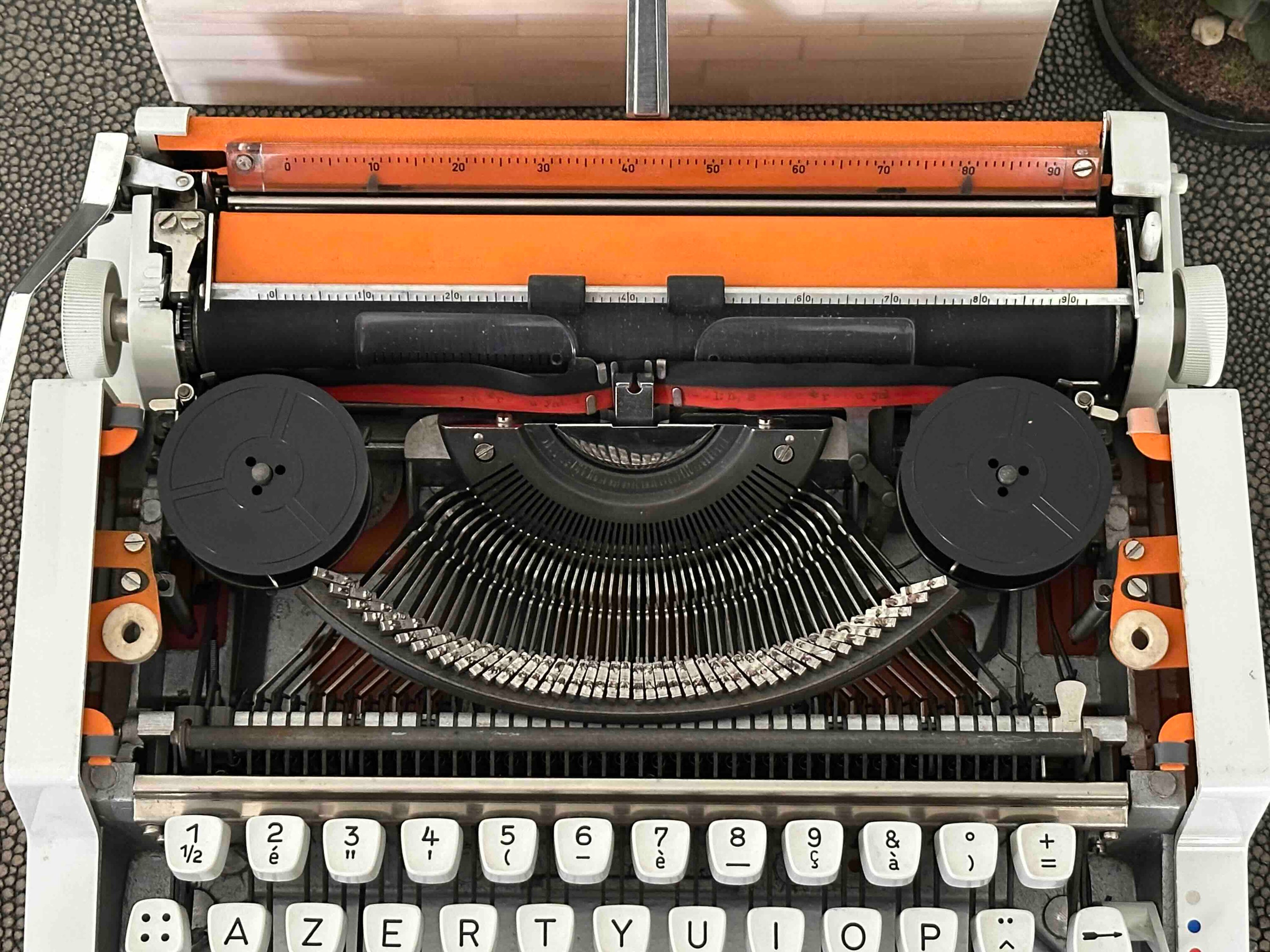Olympia Traveller de Luxe Typewriter with Azerty Layout, 1977, Orange, Fully Functional