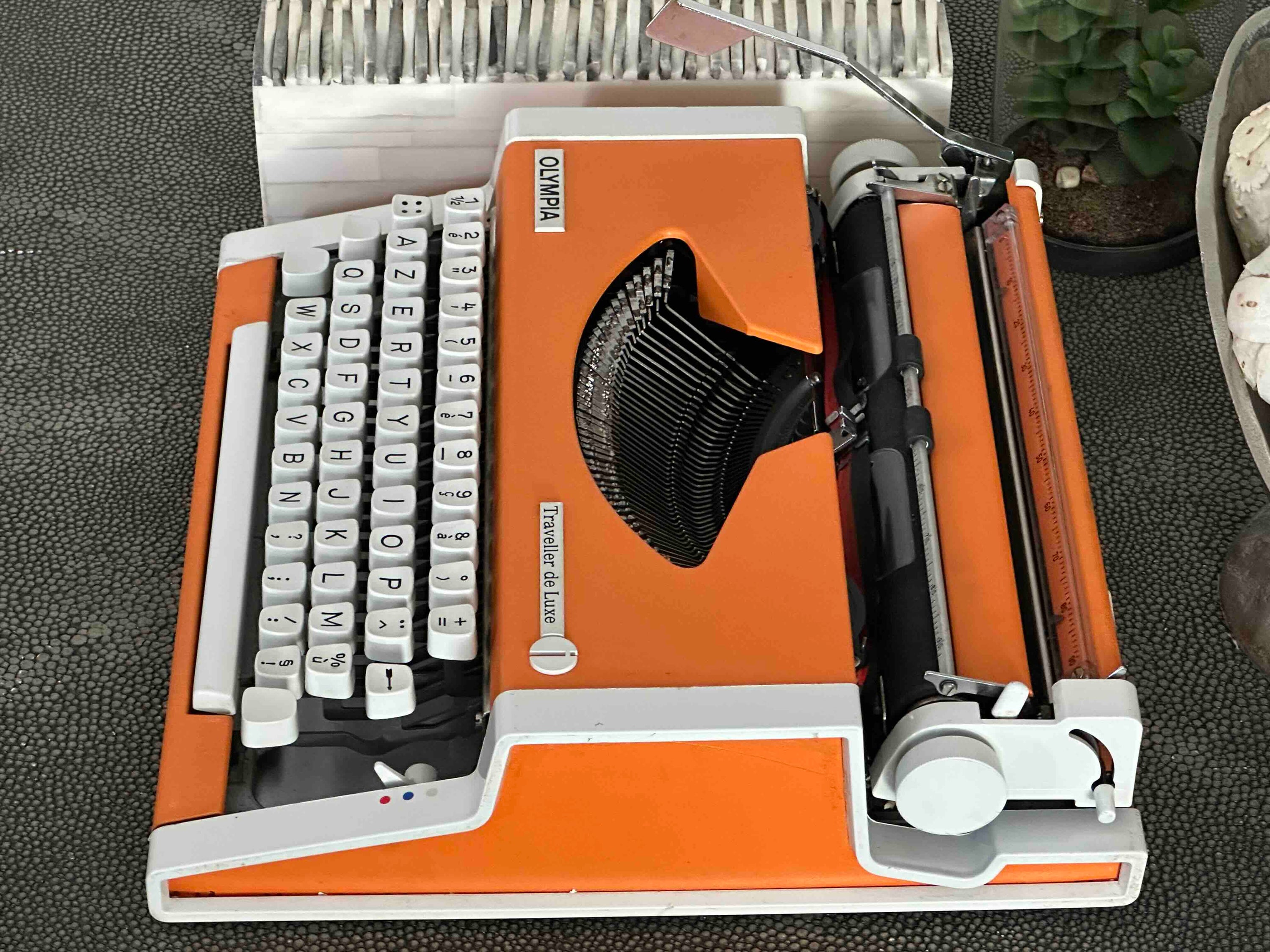 Olympia Traveller de Luxe Typewriter with Azerty Layout, 1977, Orange, Fully Functional