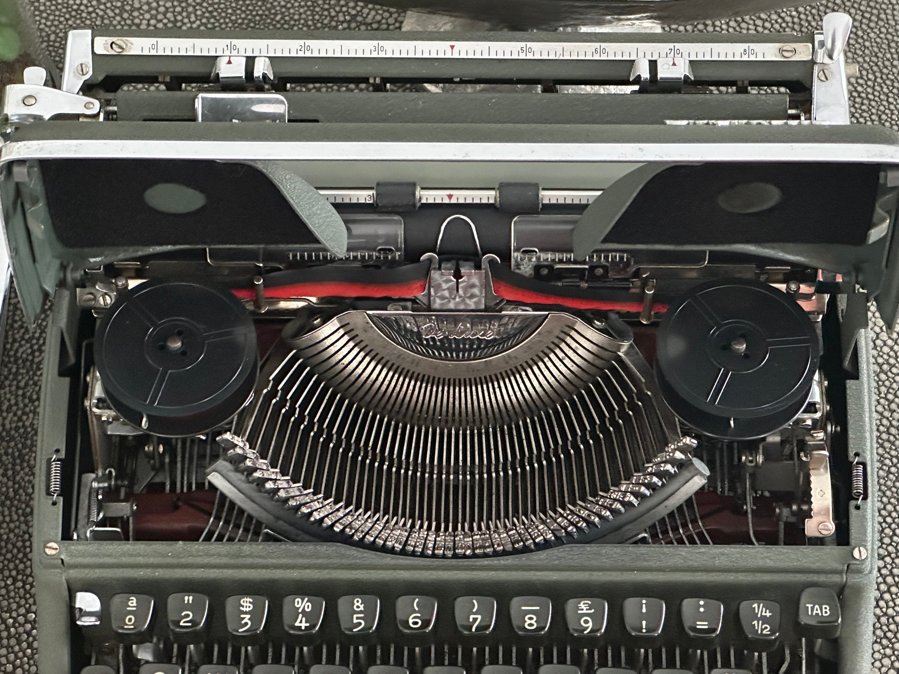 Olympia SM3 De Luxe Typewriter with Qwerty Layout, Green, 1958, Fully Functional
