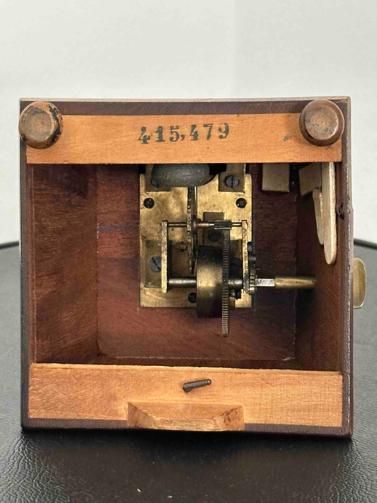 Antique French Maëlzel Paquet Metronome, c. 1906–1911, Solid Wood Case, Mechanical Wind-Up, Fully Functional
