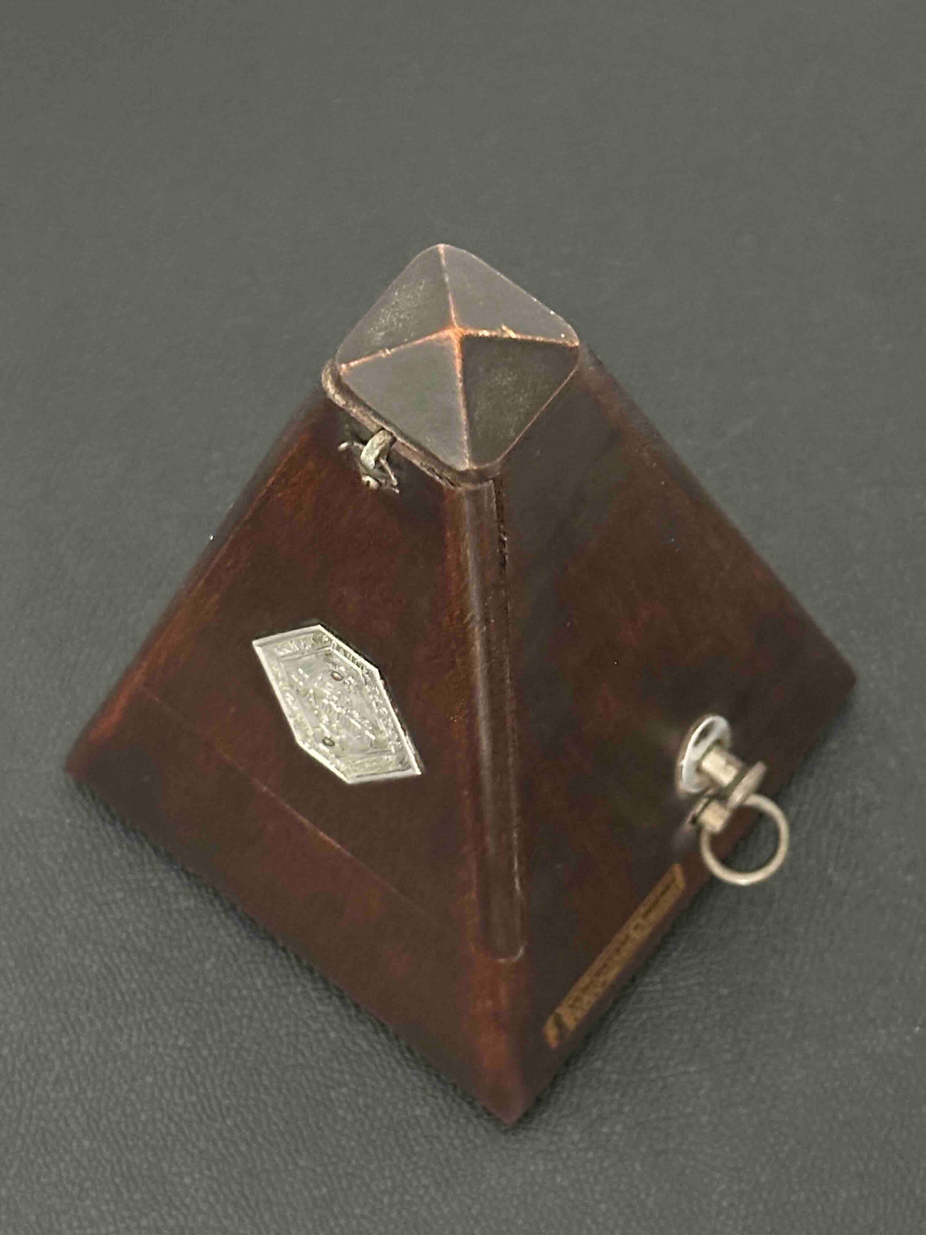 Vintage French Maëlzel Paquet Metronome, 1930-45, Solid Wood Case, Mechanical Wind-Up, Functional Without Bell