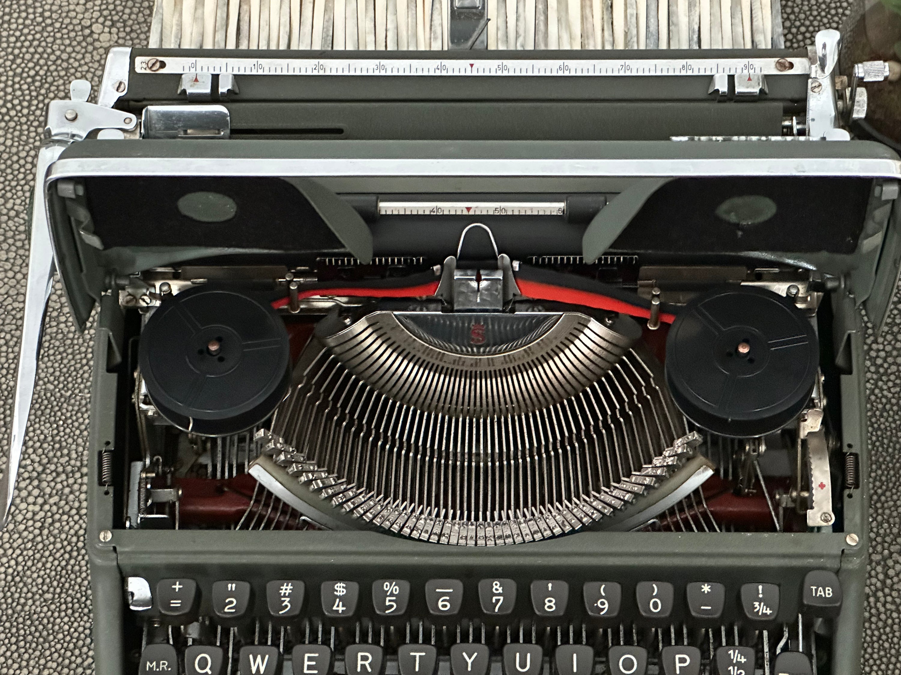 Olympia SM4 Typewriter with Qwerty Layout, 1959, Made in W. Germany, Fully Functional