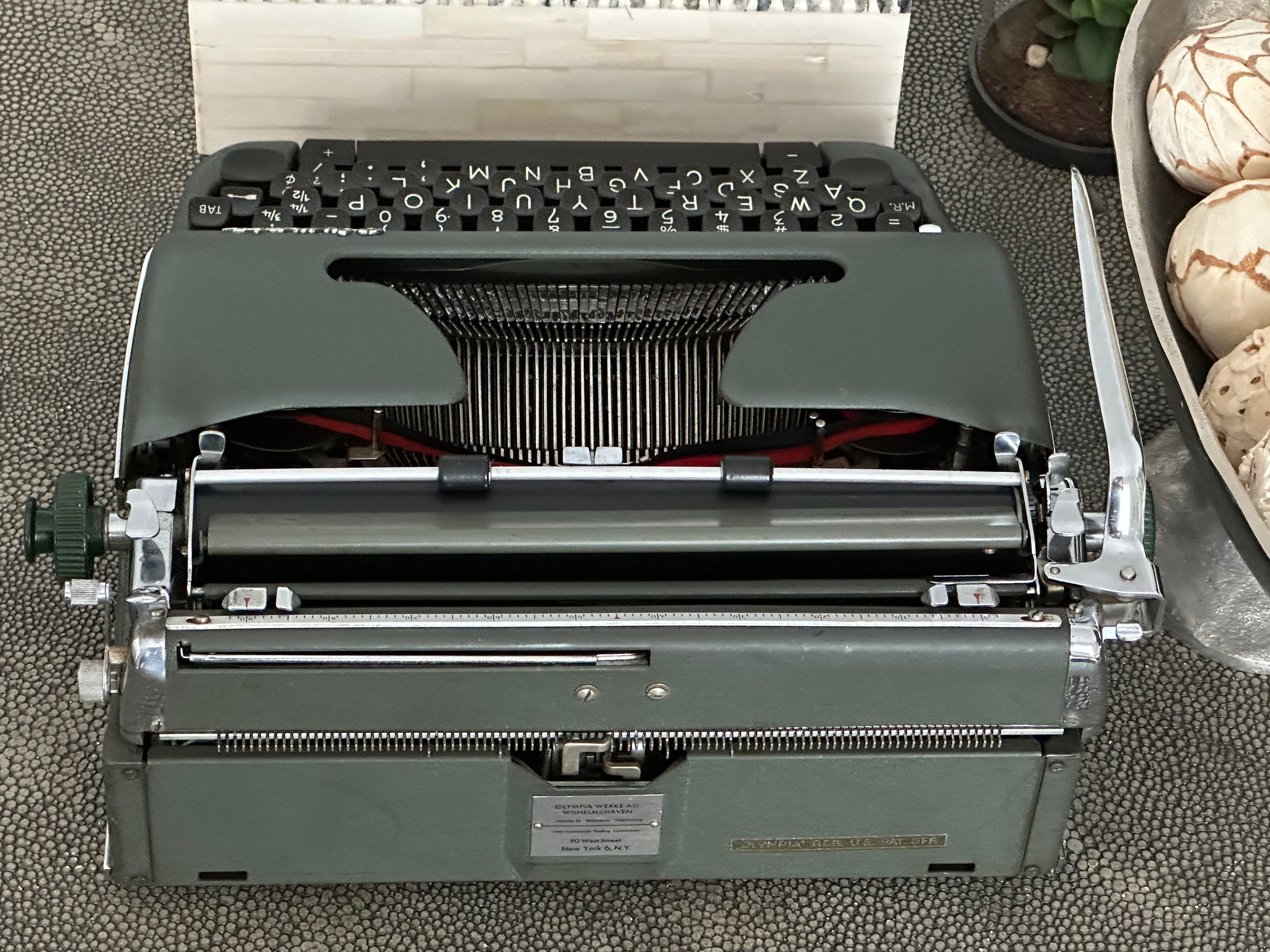 Olympia SM4 Typewriter with Qwerty Layout, 1959, Made in W. Germany, Fully Functional