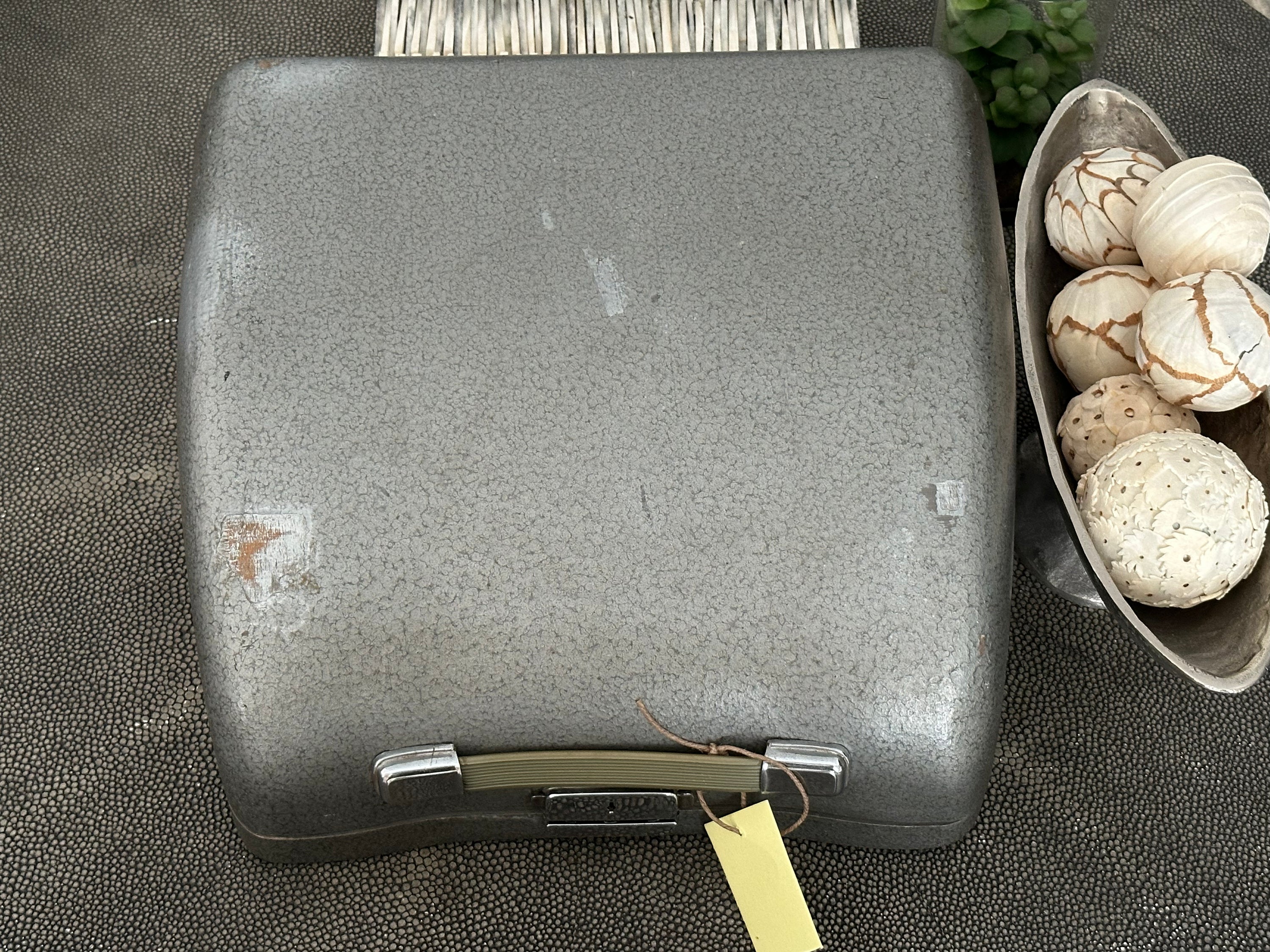 Olympia SM4 Typewriter with Qwerty Layout, 1959, Made in W. Germany, Fully Functional