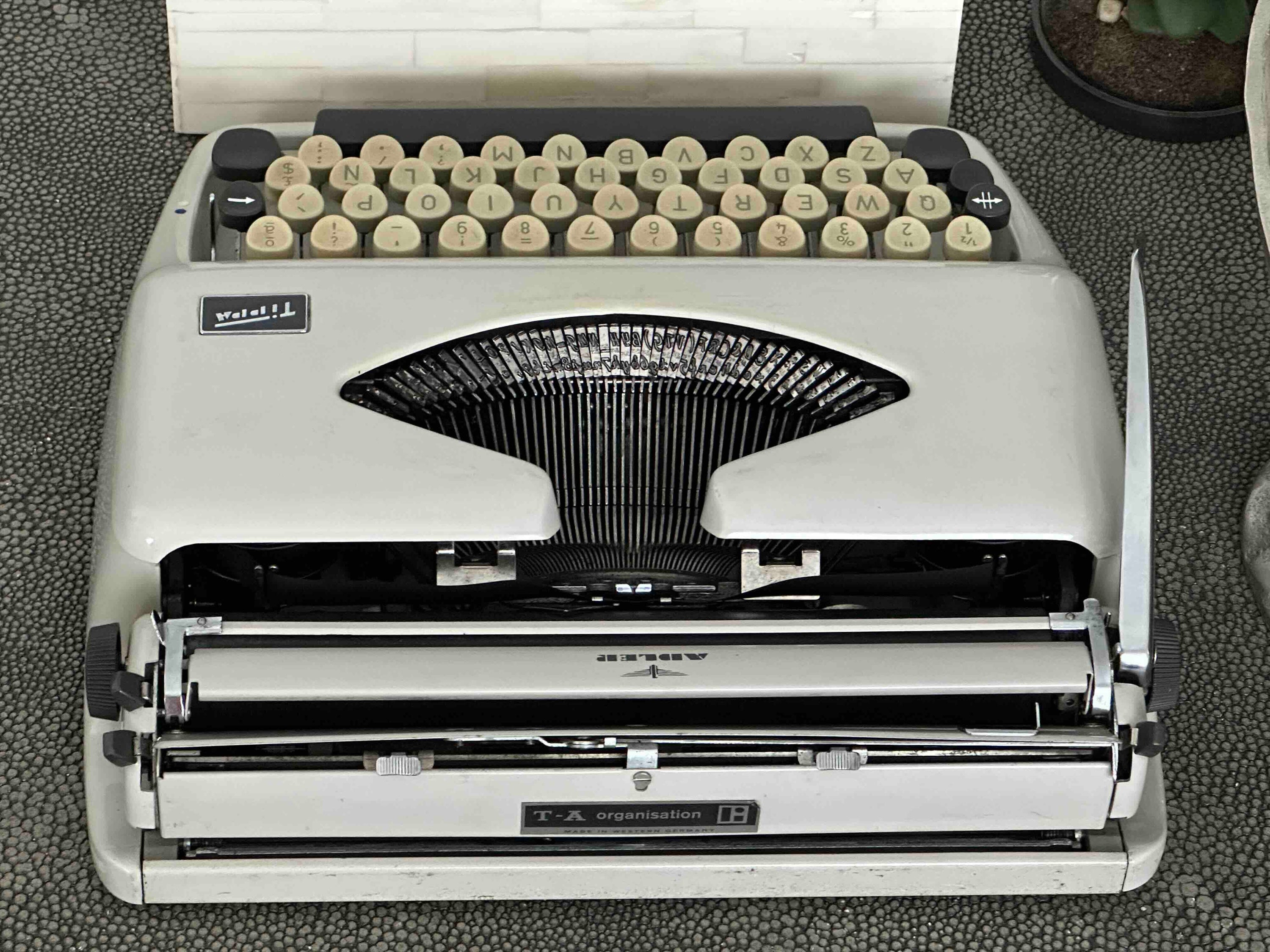 RARE Cursive Adler Tippa Typewriter with Qwerty Layout, 1969, Made in Western Germany, Fully Functional