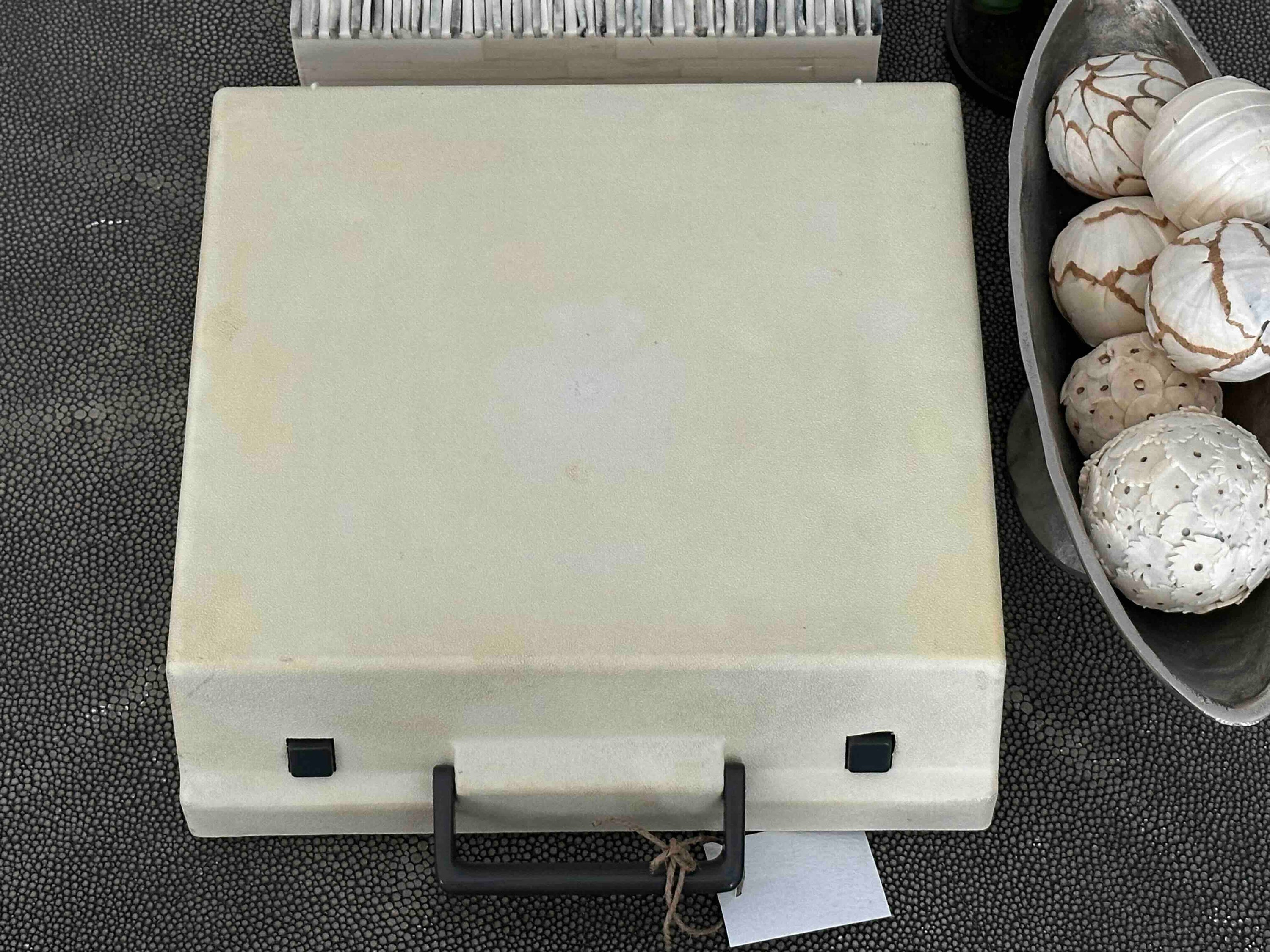 Olympia Traveller de Luxe Typewriter with Qwerty Layout, 1977, Orange, Fully Functional