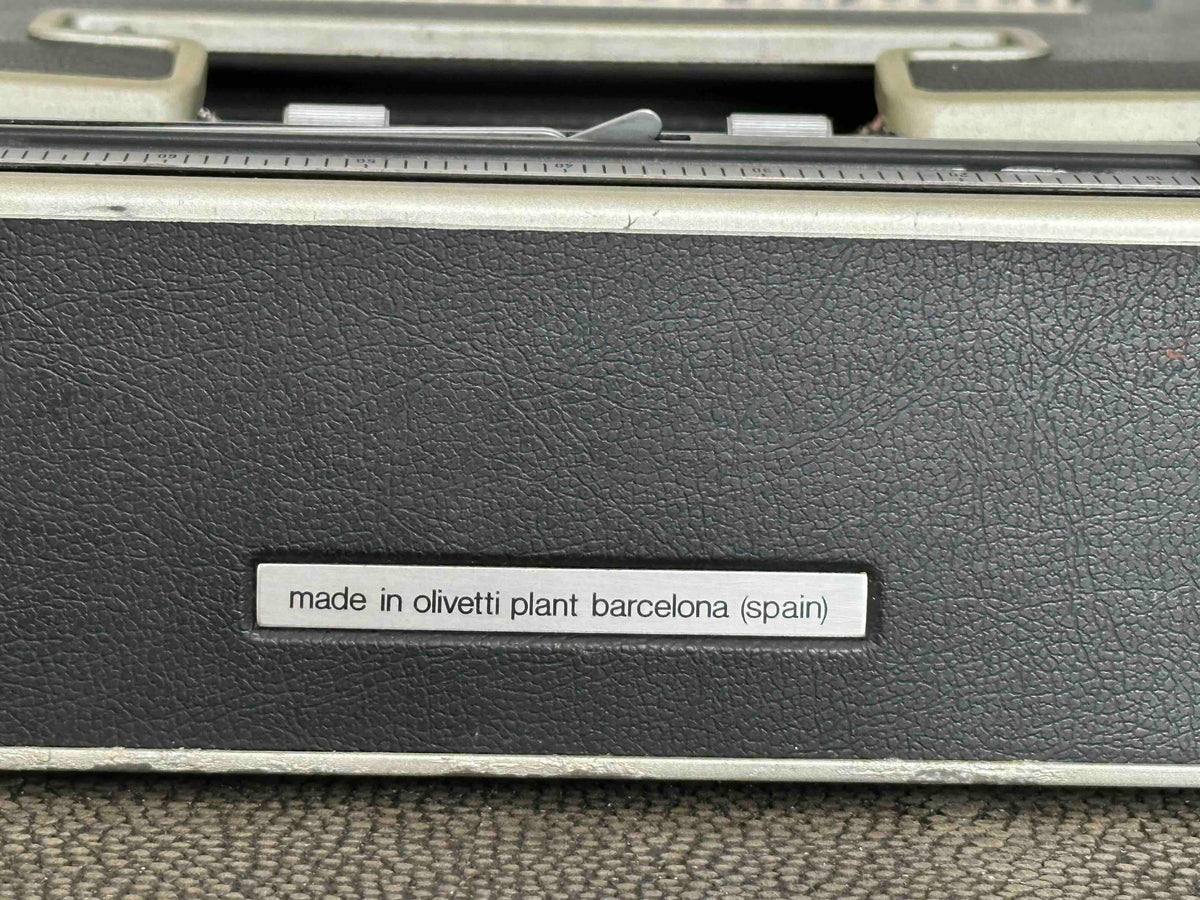 Olivetti Lettera DL Typewriter with Qwerty Layout, 1972, Made in Spain, Fully Functional