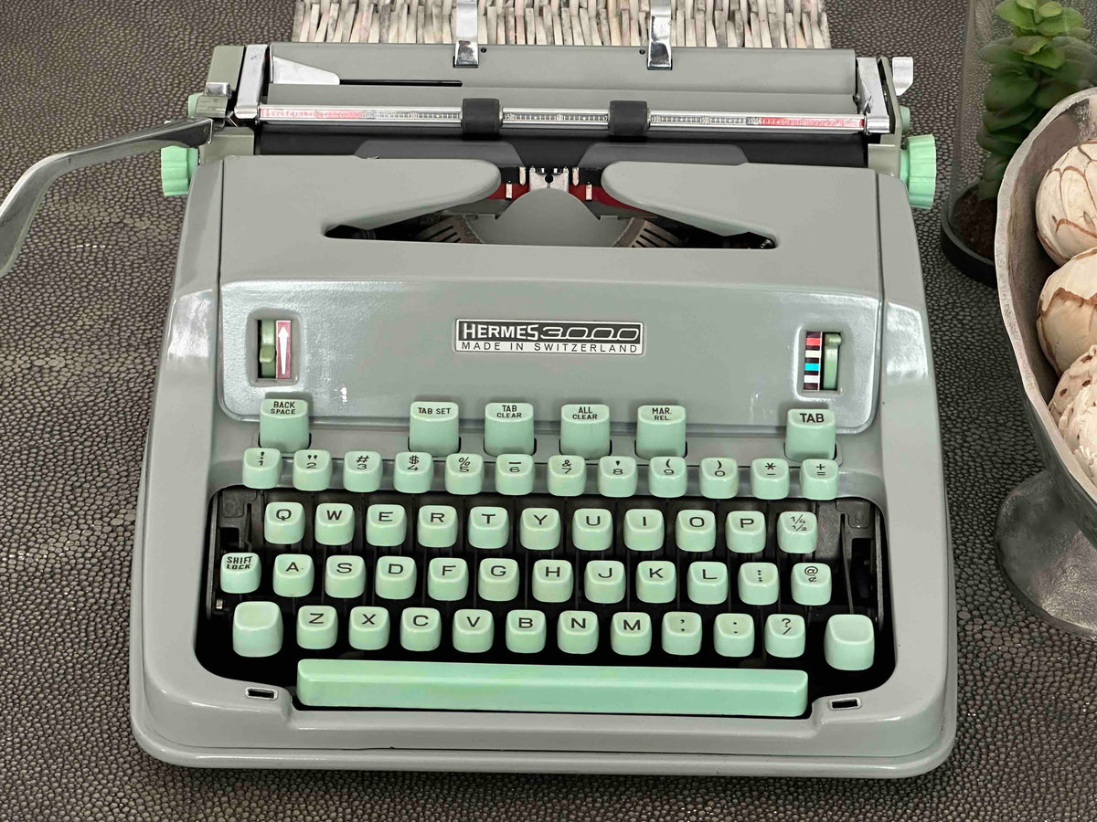Hermes 3000 Typewriter with Qwerty Layout, 1968, Made in Switzerland, Fully Functional
