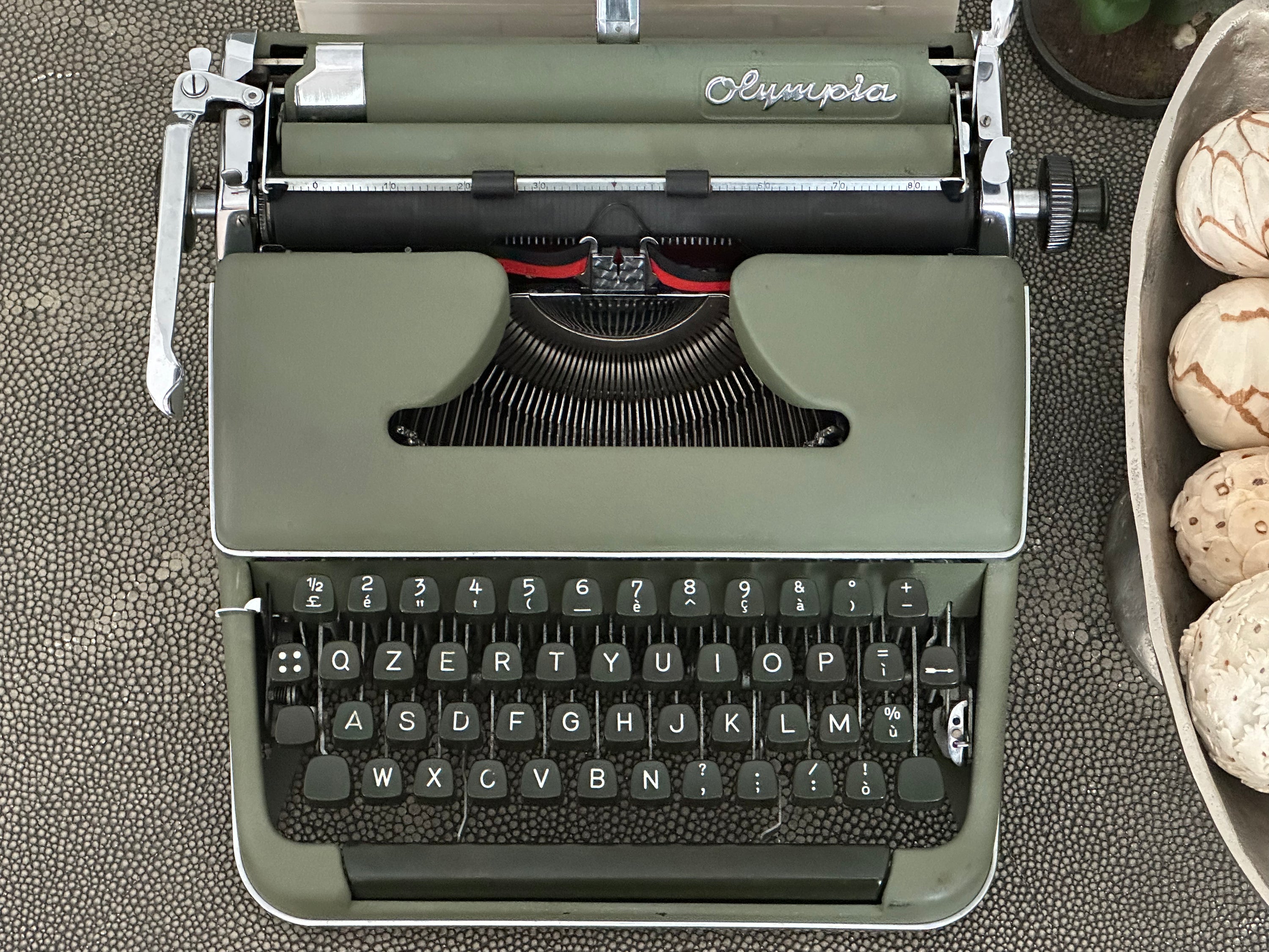 Olympia SM2 Typewriter with Qzerty Layout, 1951, Made in W. Germany, Fully Functional