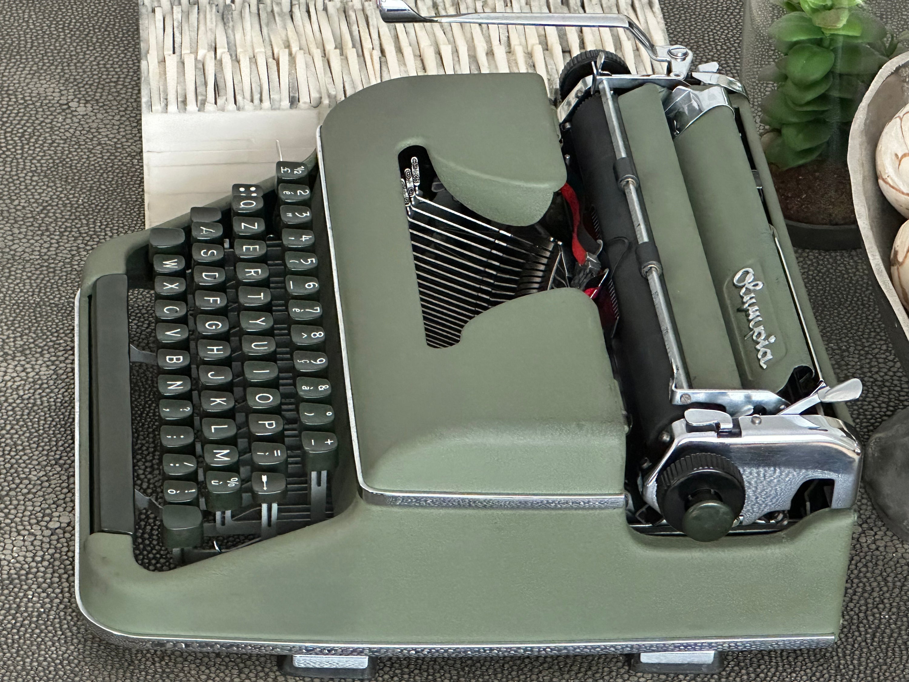 Olympia SM2 Typewriter with Qzerty Layout, 1951, Made in W. Germany, Fully Functional