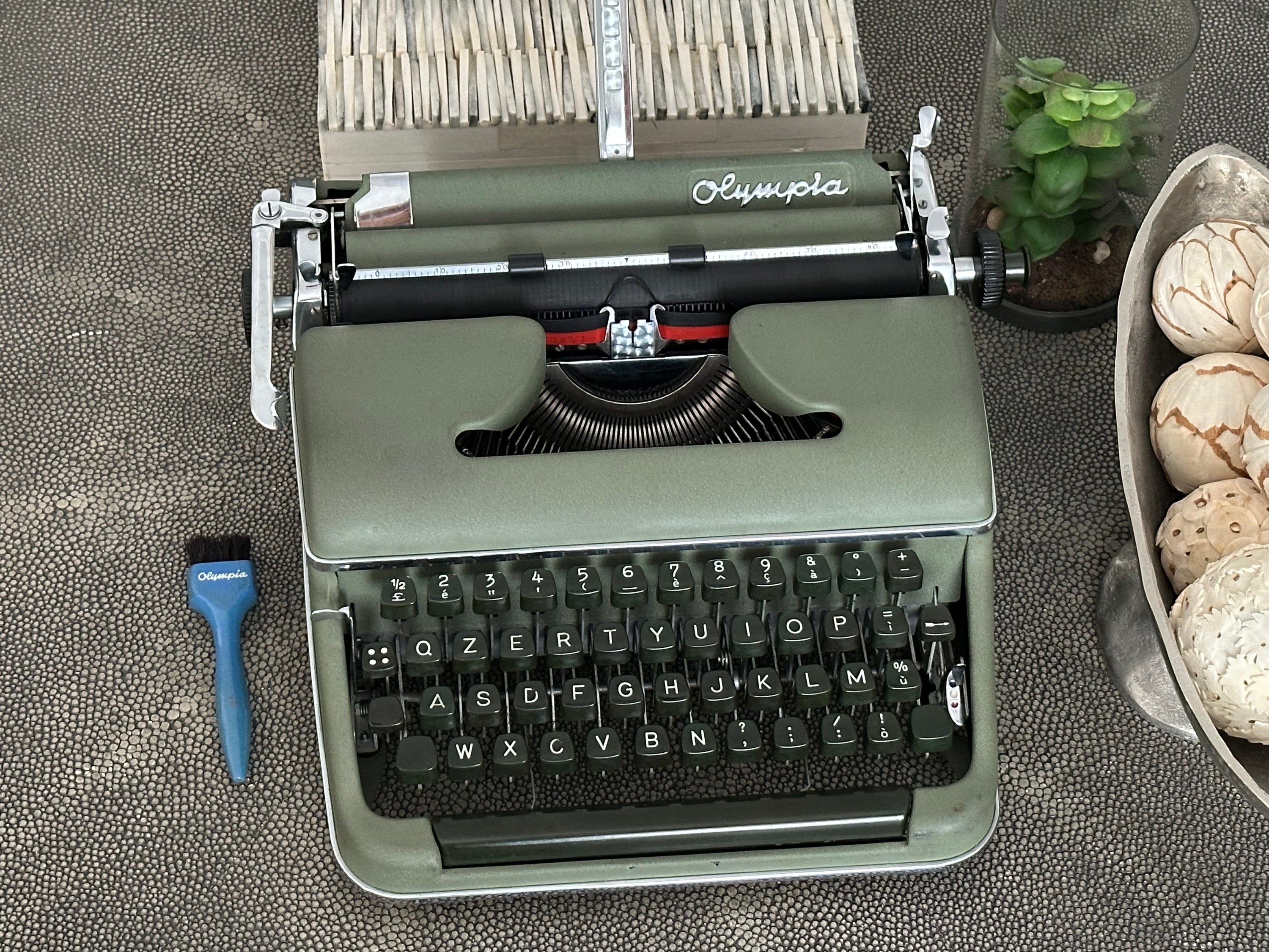 Olympia SM2 Typewriter with Qzerty Layout, 1951, Made in W. Germany, Fully Functional