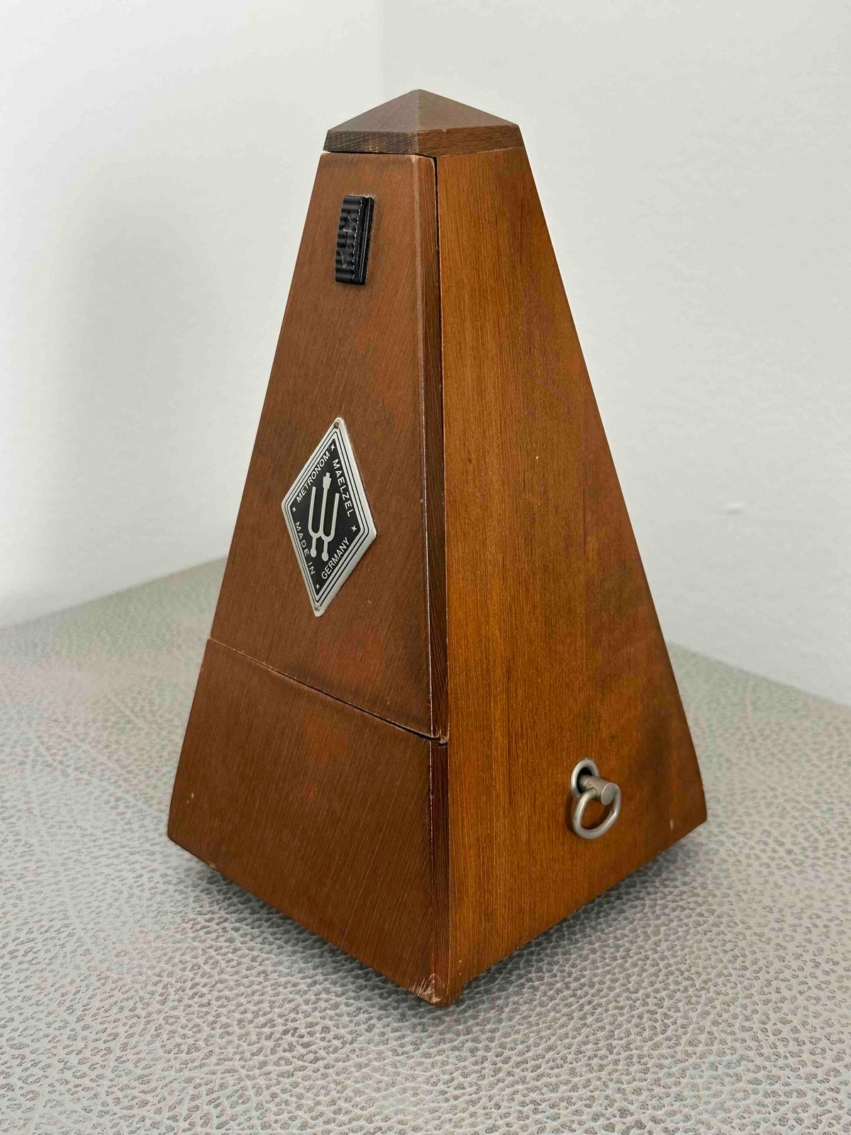 Vintage German Wittner Metronome, 1970s–1980s, Solid Wood Case, Mechanical Wind-Up, Fully Functional