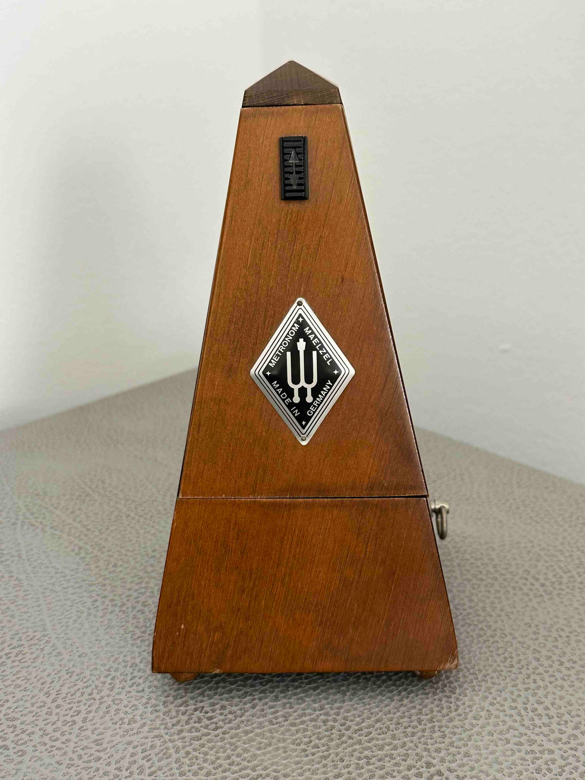Vintage German Wittner Metronome, 1970s–1980s, Solid Wood Case, Mechanical Wind-Up, Fully Functional