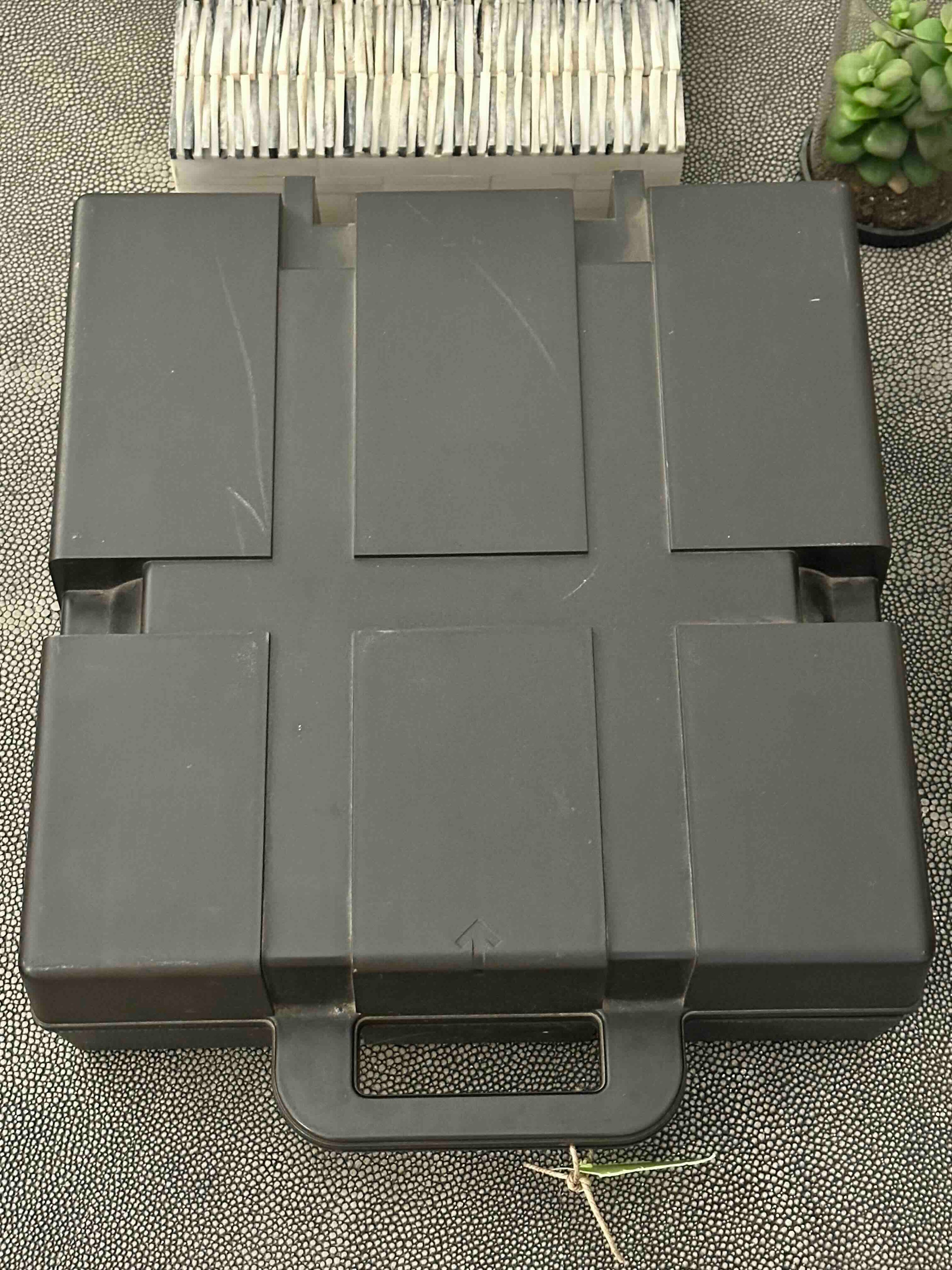 RARE Olivetti Lettera 35 Typewriter with Quadrato Font, Qwerty Layout, 1970s, Fully Functional