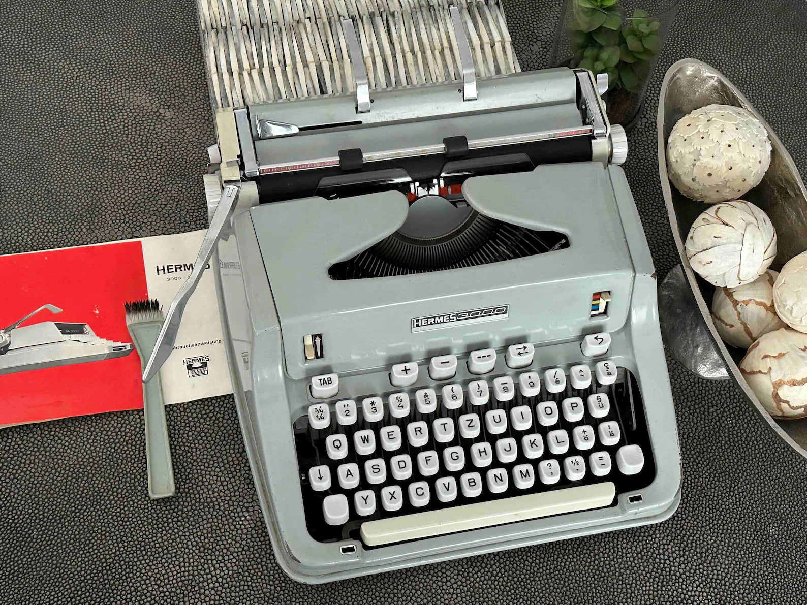 Hermes 3000 Typewriter with Qwertz Layout, 1968, Made in Switzerland, Fully Functional