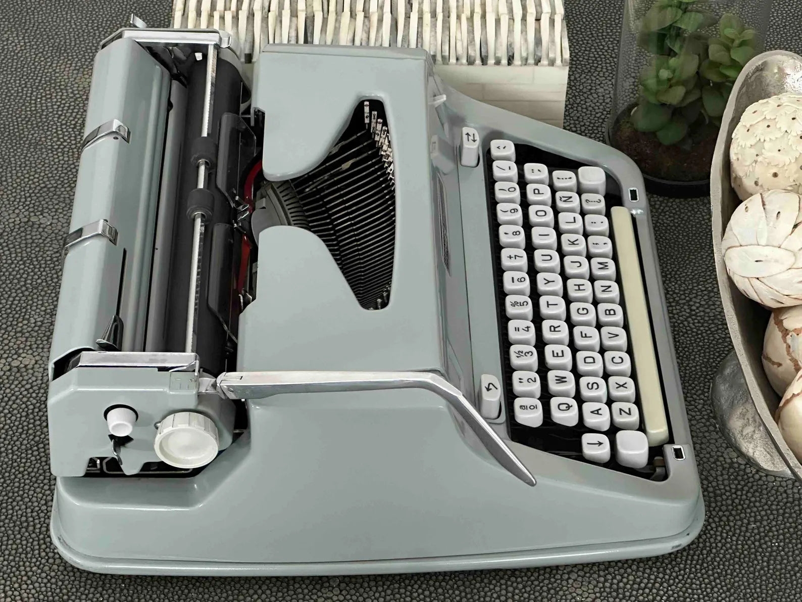 Hermes Media 3 Typewriter with Qwerty Layout and Techno Pica Font, 1969, Fully Functional