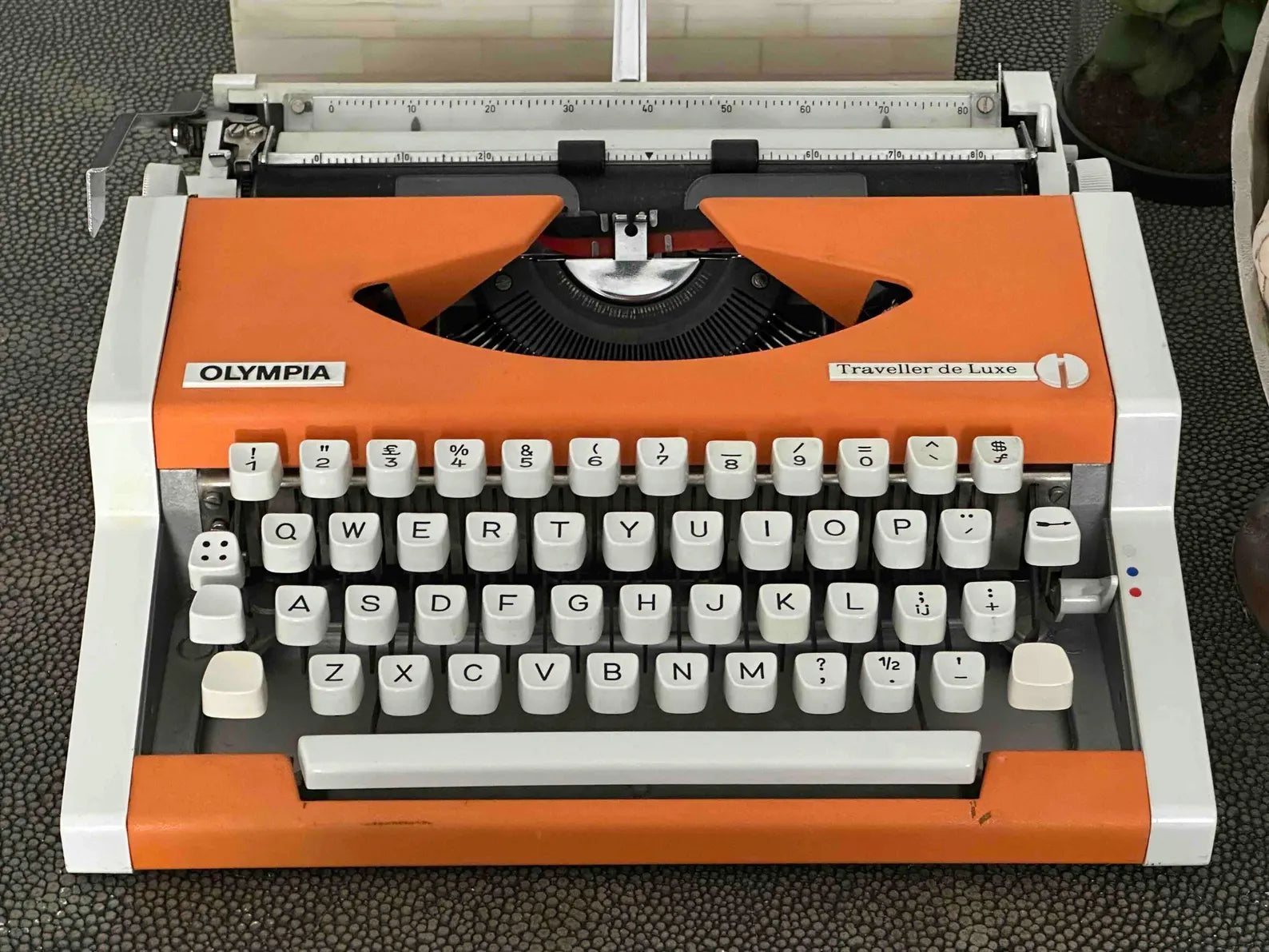 Olympia Traveller de Luxe Typewriter with Qwerty Layout, 1977, Orange, Fully Functional
