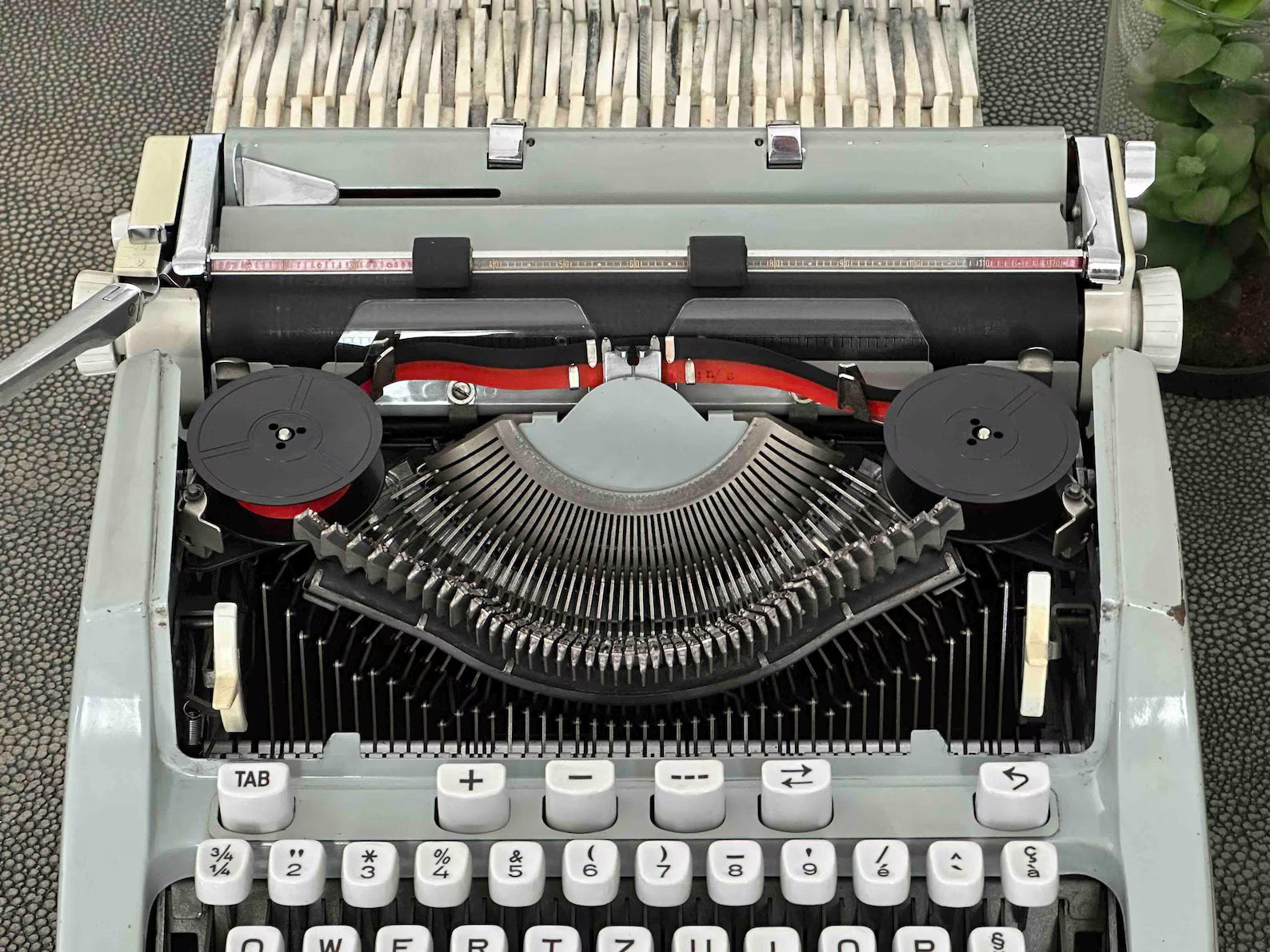 Hermes 3000 Typewriter with Qwertz Layout, 1968, Made in Switzerland, Fully Functional