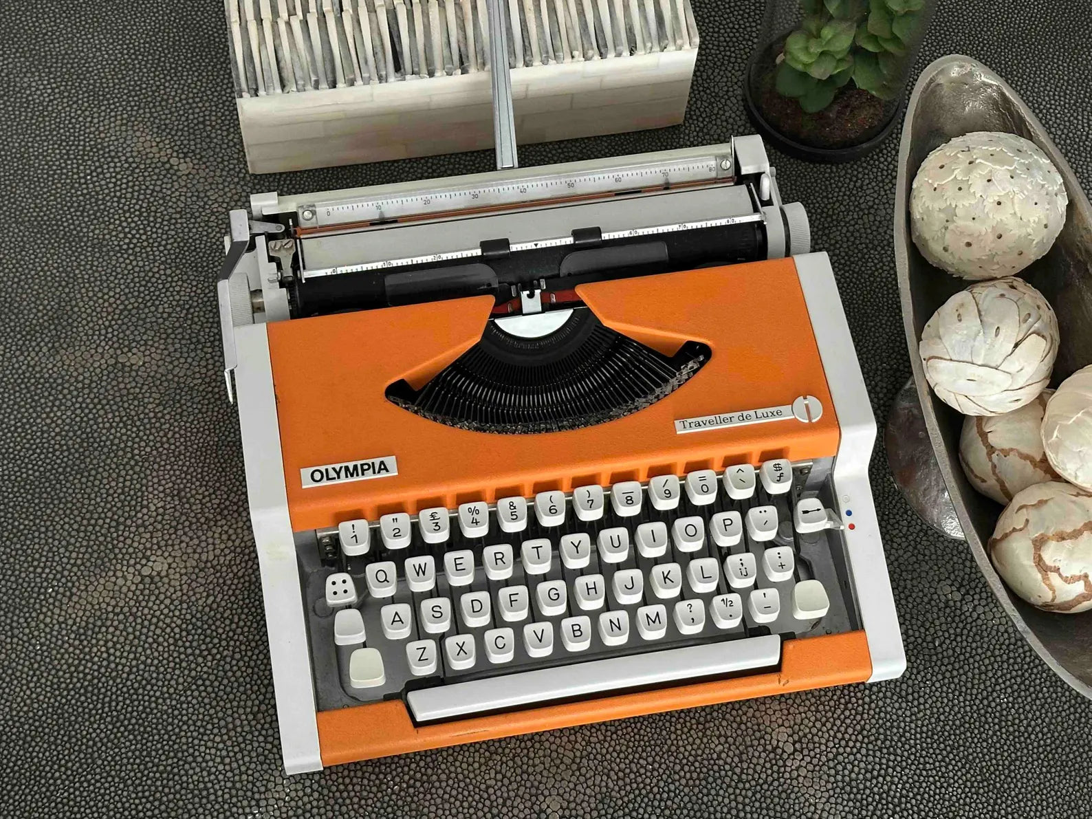 Olympia Traveller de Luxe Typewriter with Qwerty Layout, 1977, Orange, Fully Functional